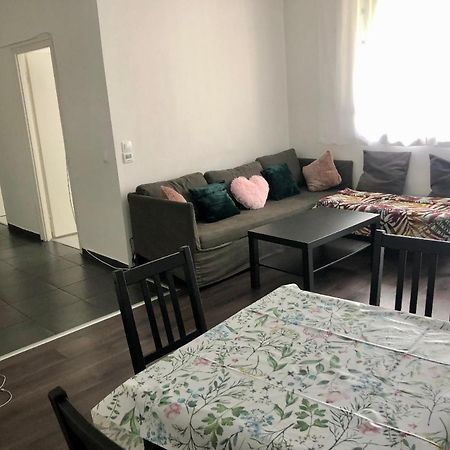 Central Apartment With Balcony Near Castle Hill Budapest Esterno foto