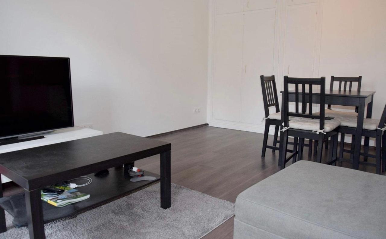 Central Apartment With Balcony Near Castle Hill Budapest Esterno foto